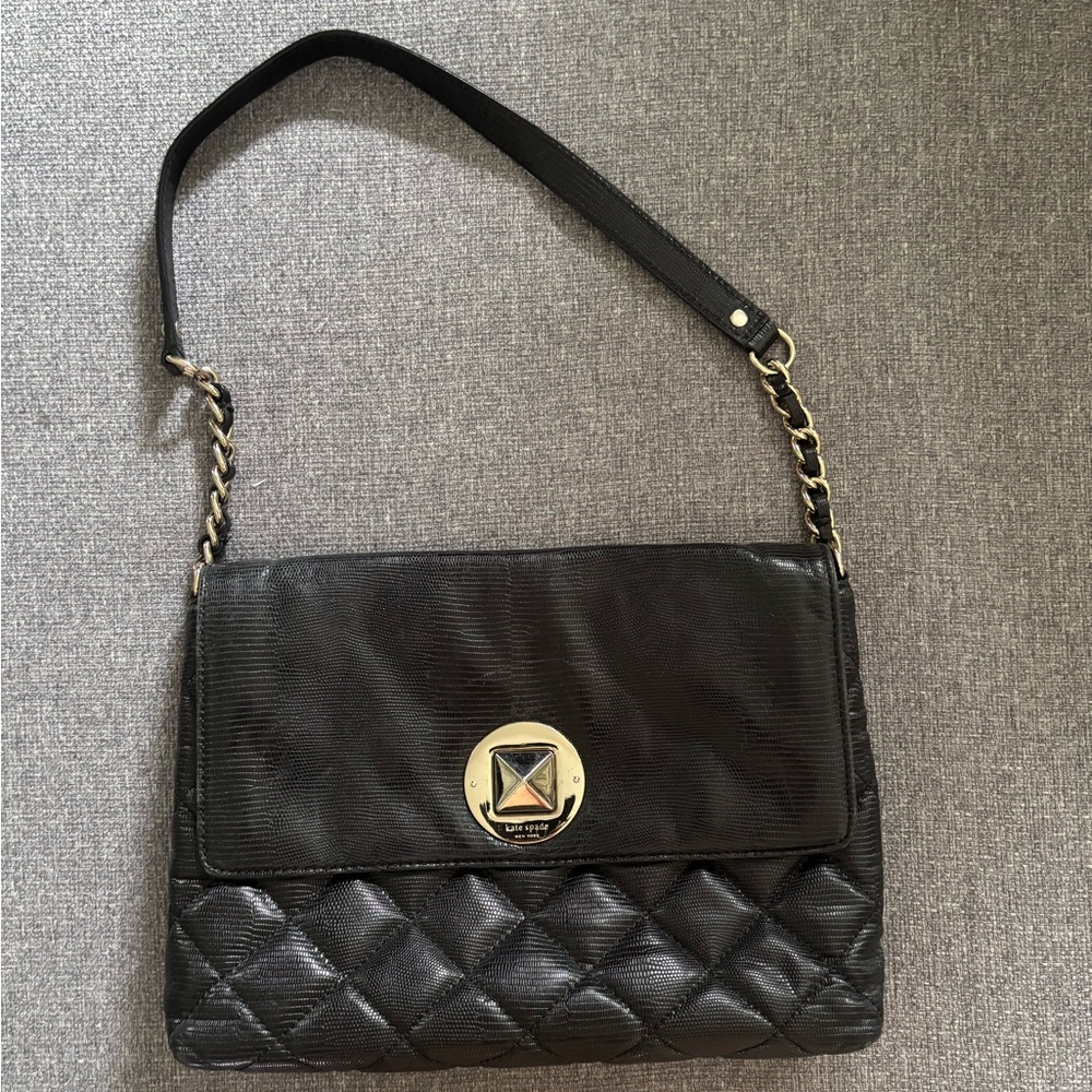 Elegant Black Quilted Shoulder Bag
